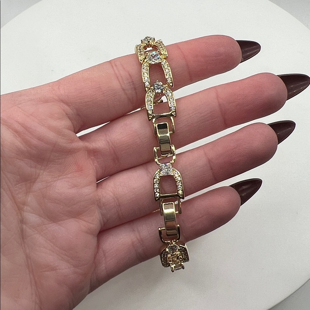 02. 14k Gold Plated over Stainless Steel Bracelet 7” - 8” - Picture 4 of 5